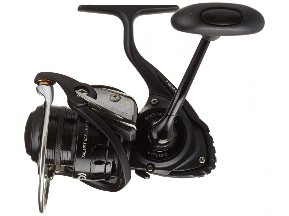 Daiwa Saltist Spinning Back Bay
